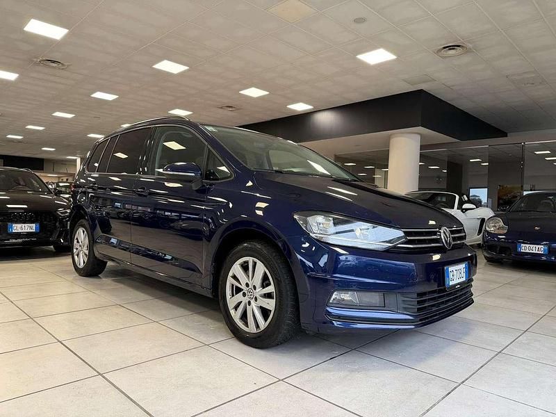 Usata VW Touran 150 CV (110 kW) 2020 Blu/azzurro Monovolume