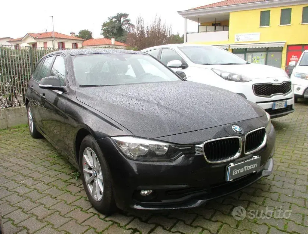 Usata BMW 316 Advantage 116 CV (85 kW) 2016 Nero Station wagon