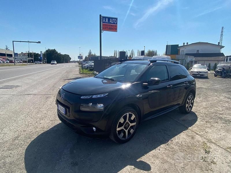 Usata Citroën C4 Cactus Shine 2017 Nero Utilitaria