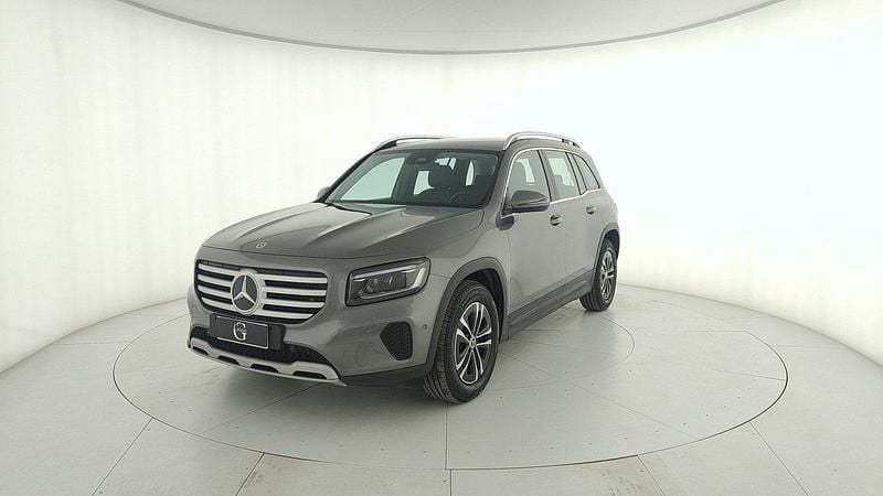 Usata Mercedes GLB180 Advanced 116 CV (85 kW) 2025 Grigio SUV