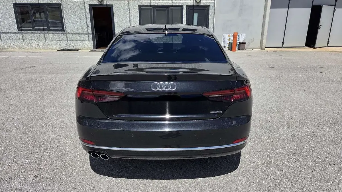 Usata Audi A5 Ambiente 218 CV (160 kW) 2017 Coupé