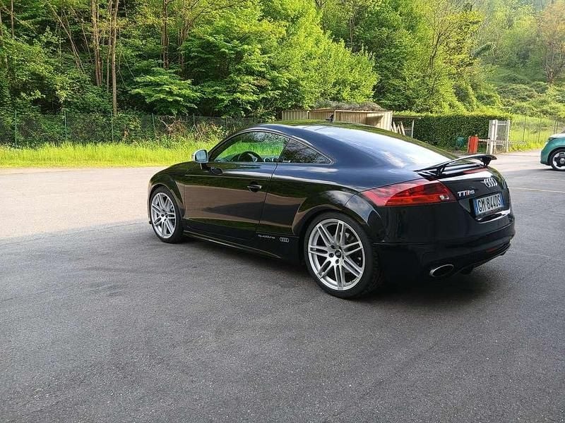 Usata Audi TT RS 340 CV (250 kW) 2010 Nero Cabrio