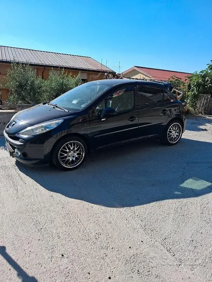 Usata Peugeot 207 156 CV (114 kW) 2011 Nero Berlina