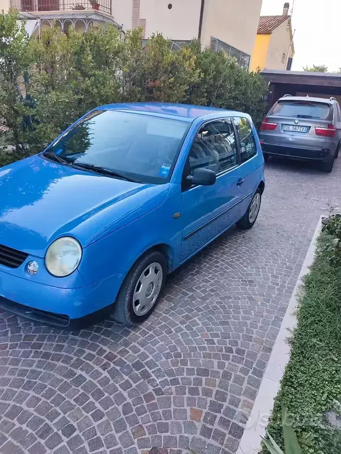 Usata VW Lupo Trendline 50 CV (36 kW) 1999 Bluazzurro Utilitaria