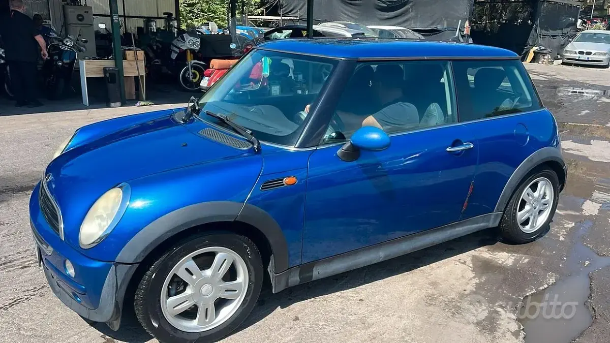 Usata Mini ONE 88 CV (64 kW) 2006 Blu Utilitaria