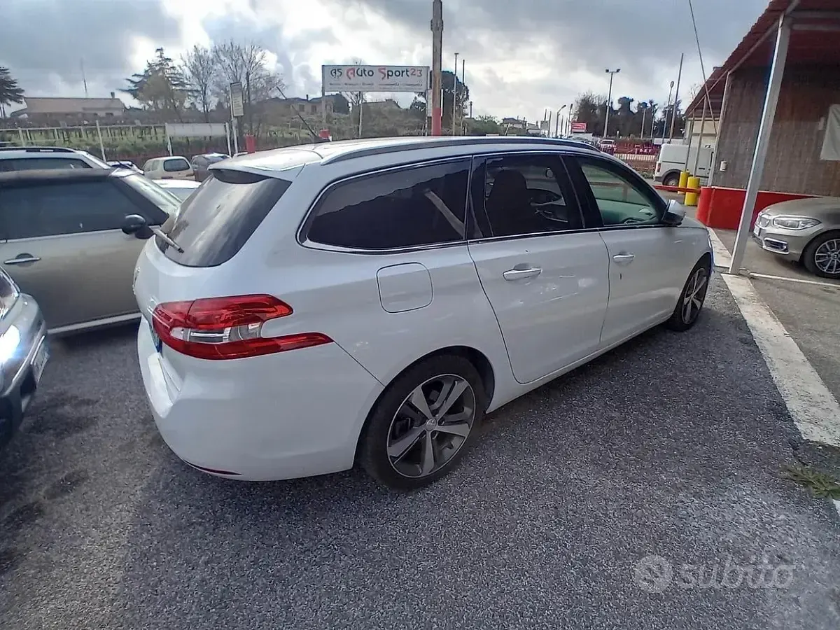 Usata Peugeot 308 Allure 131 CV (96 kW) 2019 Bianco Station wagon