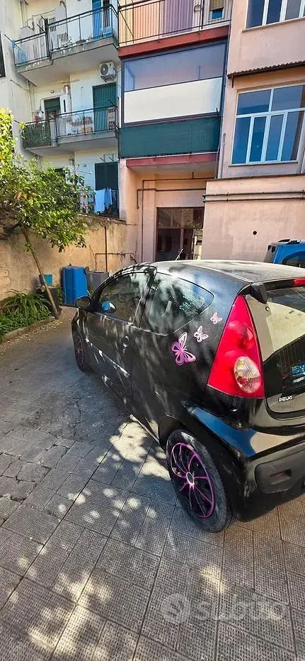 Usata Peugeot 107 68 CV (50 kW) 2005 Nero Utilitaria