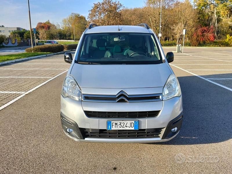 Usata Citroën Berlingo 99 CV (72 kW) 2018 Grigio Monovolume
