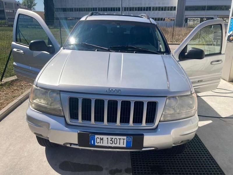 Usata Jeep Grand Cherokee Limited 163 CV (119 kW) 2004 Argento SUV