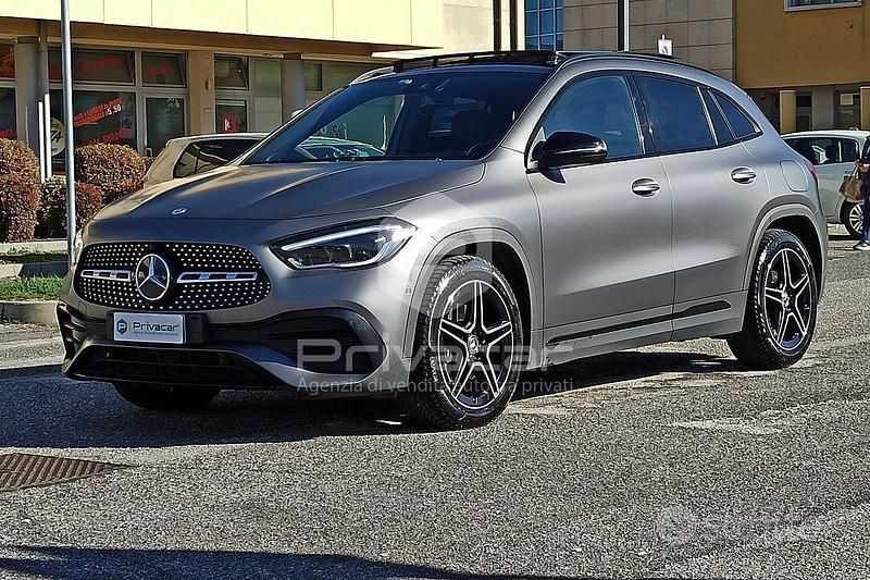 Usata Mercedes GLA200 Premium 150 CV (110 kW) 2022 Grigio SUV