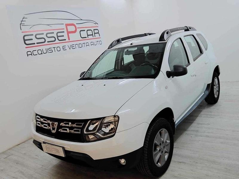 Bianco Usata 2016 Dacia Duster Ambiance SUV | 7400 € (Buon prezzo) - Immagine 1/4
