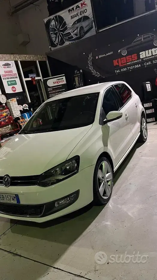 Usata VW Polo Highline 90 CV (66 kW) 2010 Bianco Utilitaria