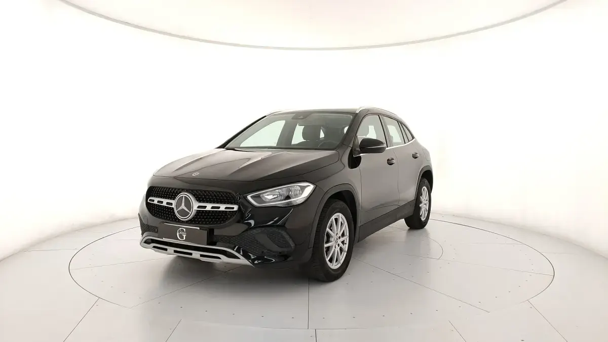 Usata Mercedes GLA180 Executive 116 CV (85 kW) 2023 SUV