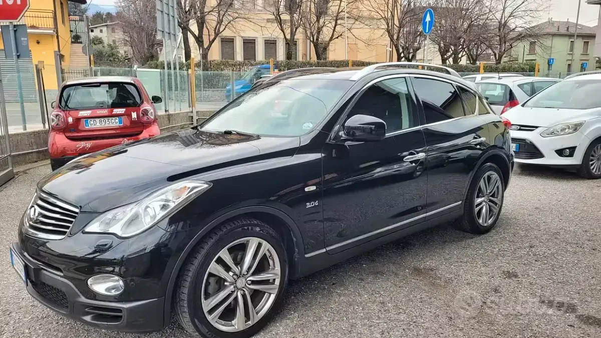 Usata Infiniti QX50 Premium 238 CV (175 kW) 2014 Nero SUV