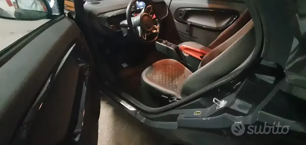 Usata XEV Yoyo 7 kW (10 CV) 2022 Nero Utilitaria
