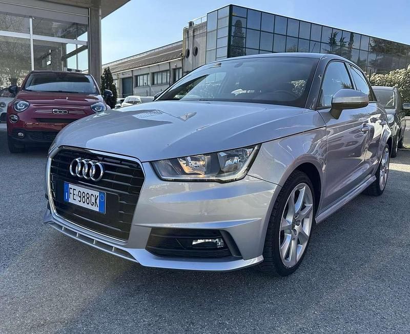 Argento Usata 2016 Audi A1 S-Line Utilitaria | 12.990 € (Buon prezzo) - Immagine 1/4