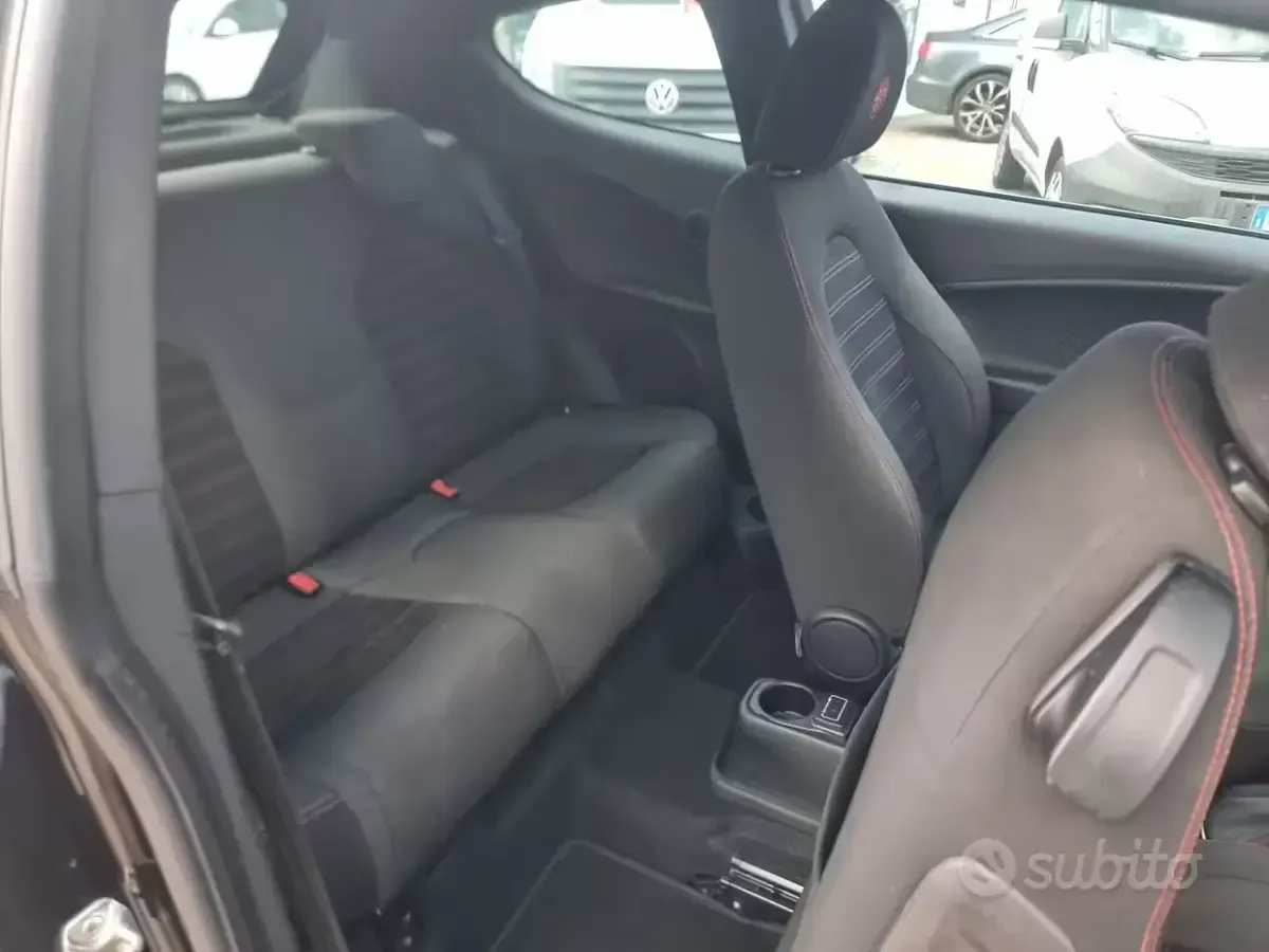 Usata Alfa Romeo MiTo 77 CV (56 kW) 2017 Nero Utilitaria