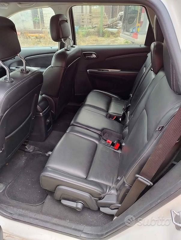 Usata Fiat Freemont 140 CV (102 kW) 2012 Bianco SUV