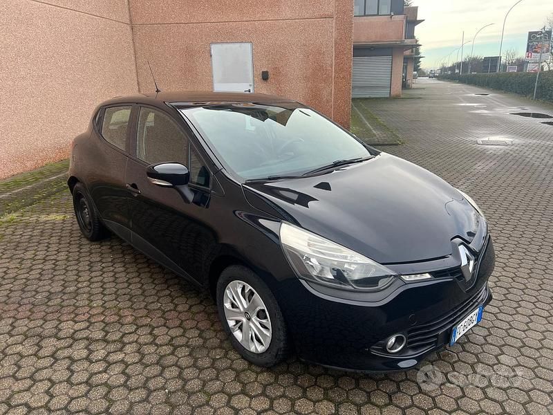 Usata Renault Clio IV Life 75 CV (55 kW) 2016 Nero Berlina