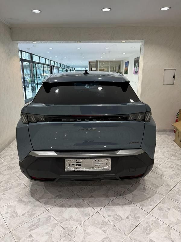 Usata Peugeot 3008 Allure 136 CV (100 kW) 2025 Grigio SUV