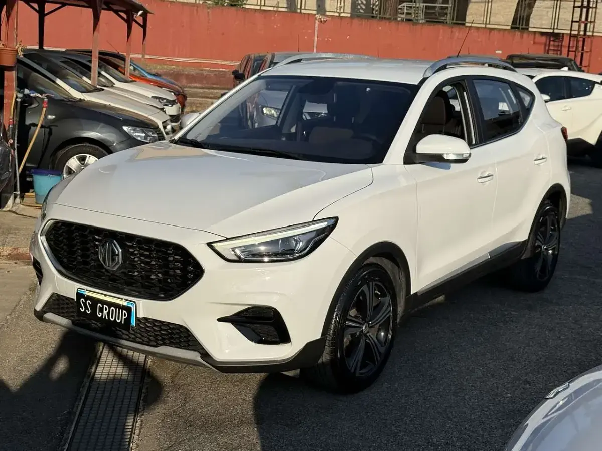 Usata MG ZS Luxury 106 CV (77 kW) 2022 Other SUV