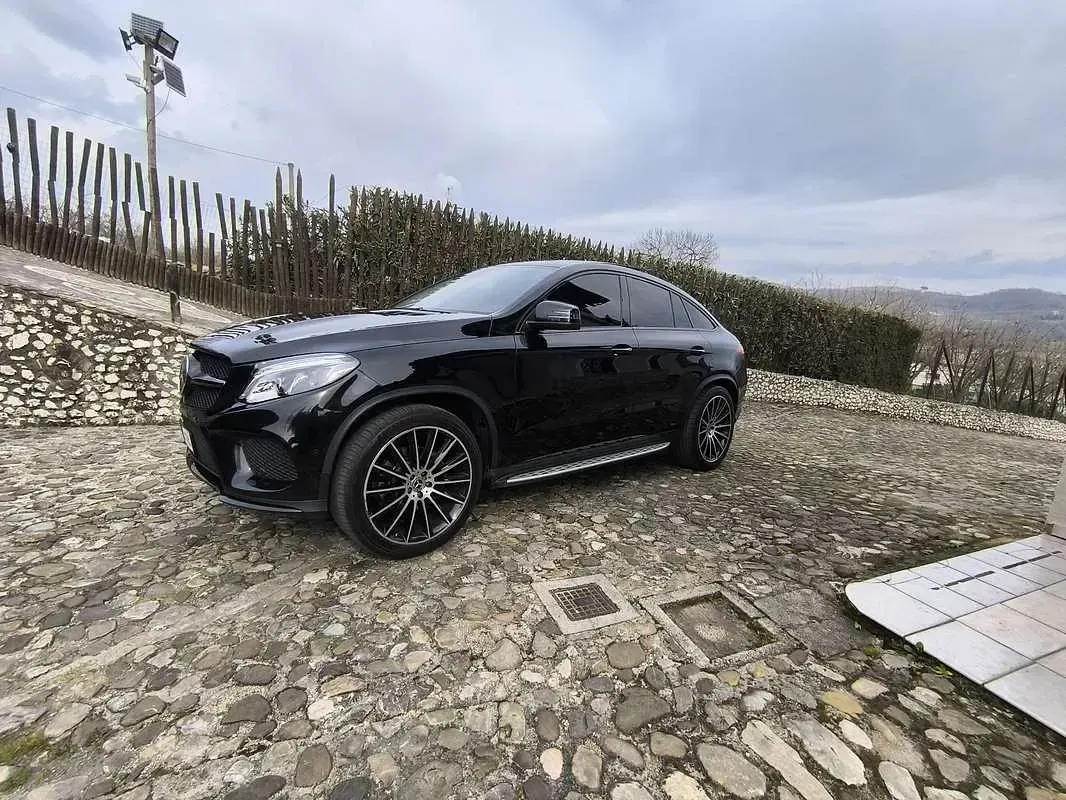 Usata Mercedes GLE350 Premium Plus 258 CV (189 kW) 2018 Nero SUV