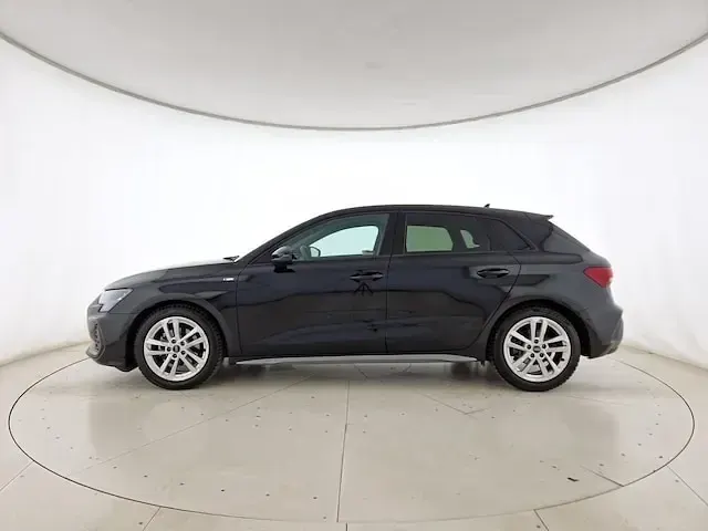 Gebraucht Audi A3 S-Line 150 PS (110 kW) 2025 Schwarz Limousine