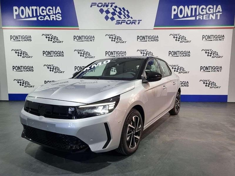 Nuova Opel Corsa GS Line 101 CV (74 kW) 2025 Grigio alluminio Berlina