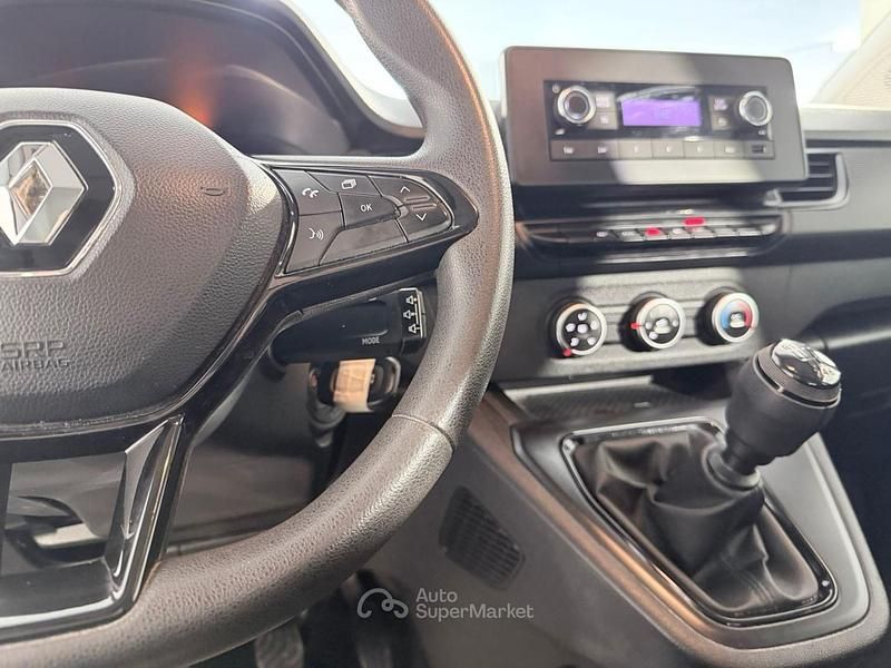 Usata Renault Kangoo Equilibre 117 CV (86 kW) 2023 Bianco Monovolume