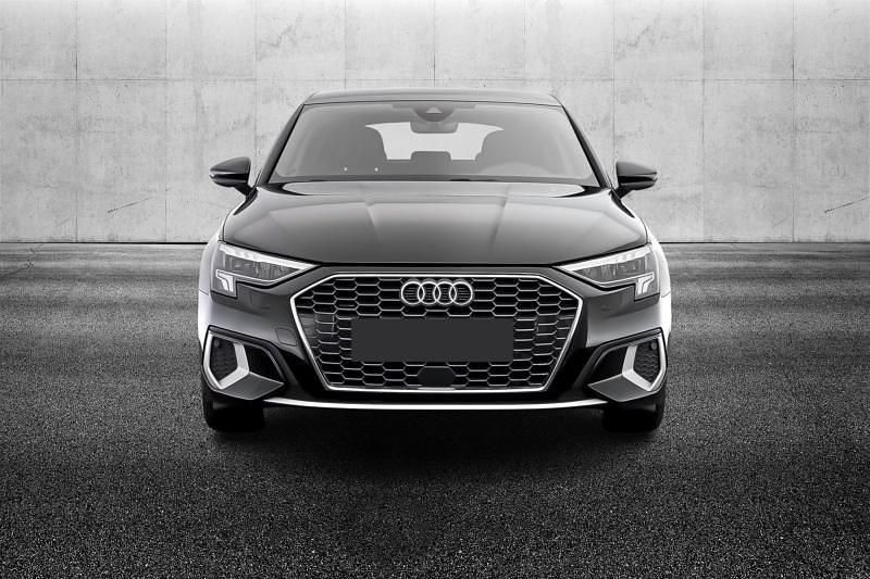 Usata Audi A3 e-tron Advanced 204 CV (150 kW) 2022 Nero metallizzato Utilitaria