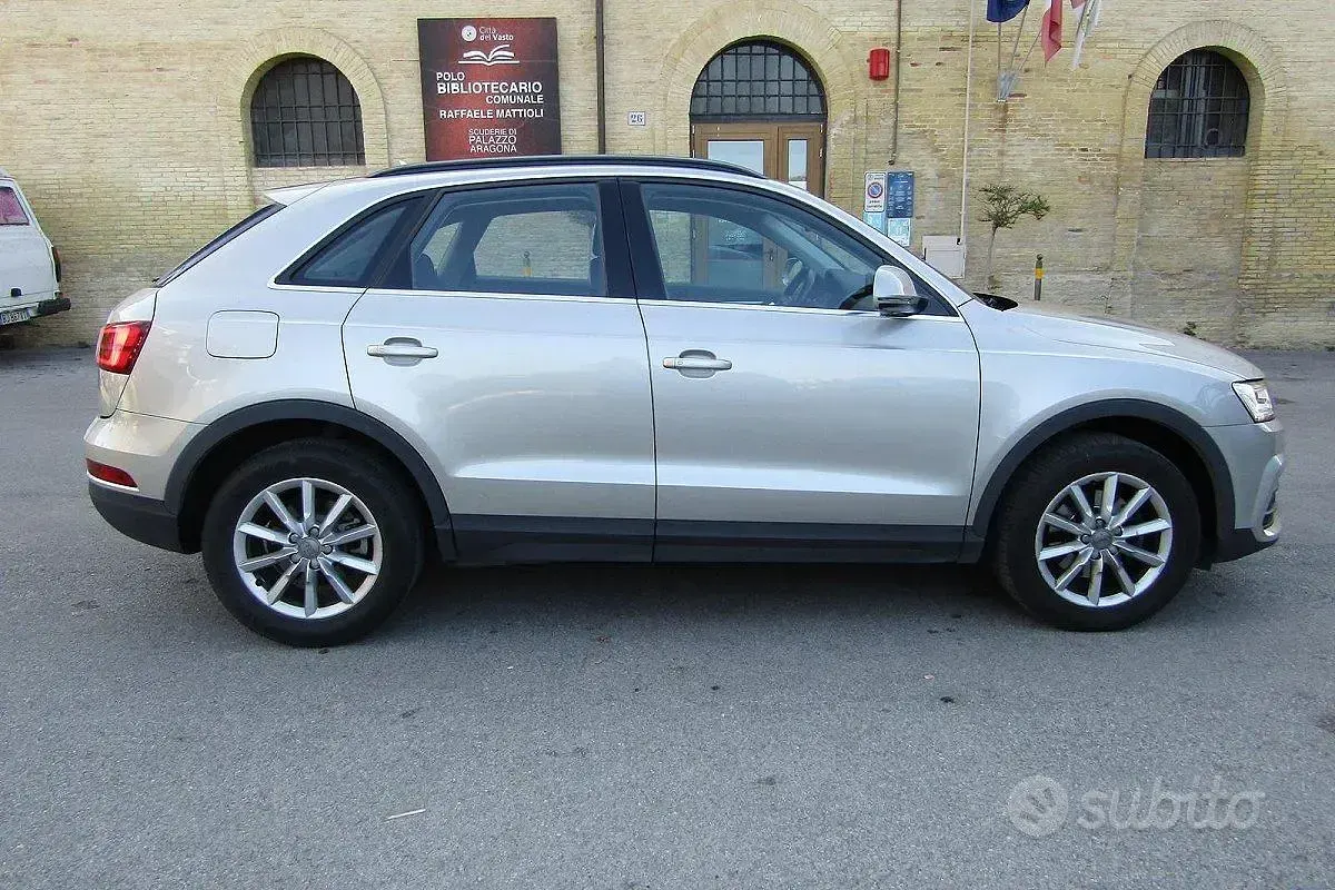 Usata Audi Q3 Business 150 CV (110 kW) 2016 Grigio SUV