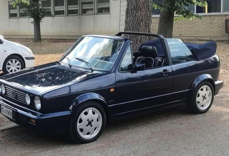 Usata VW Golf Cabriolet Classicline 75 CV (55 kW) 1991 Blu/azzurro Cabrio