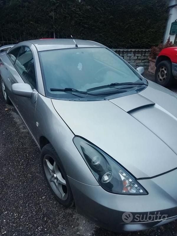 Usata Toyota Celica Sport 192 CV (141 kW) 2001 Coupé