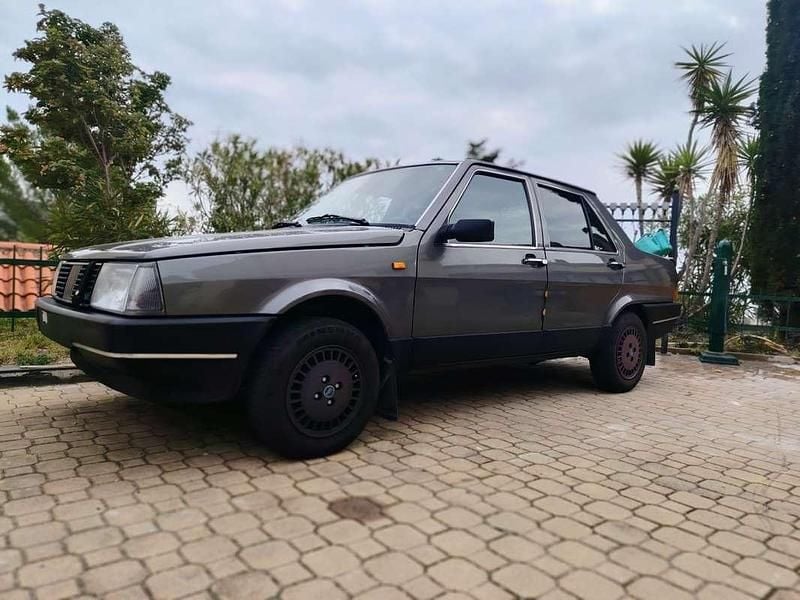 Usata Fiat Regata 68 CV (50 kW) 1987 Argento Berlina