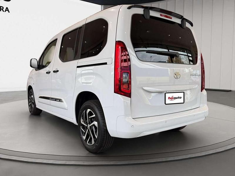 Nuova Toyota Proace Verso City 110 CV (80 kW) 2025 Bianco Station wagon