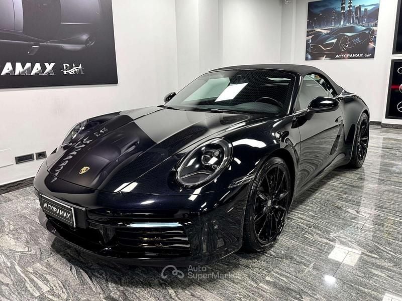 Nero Usata 2020 Porsche 911 Carrera 4 Cabriolet Cabrio | 125.900 € (Buon prezzo) - Immagine 1/4