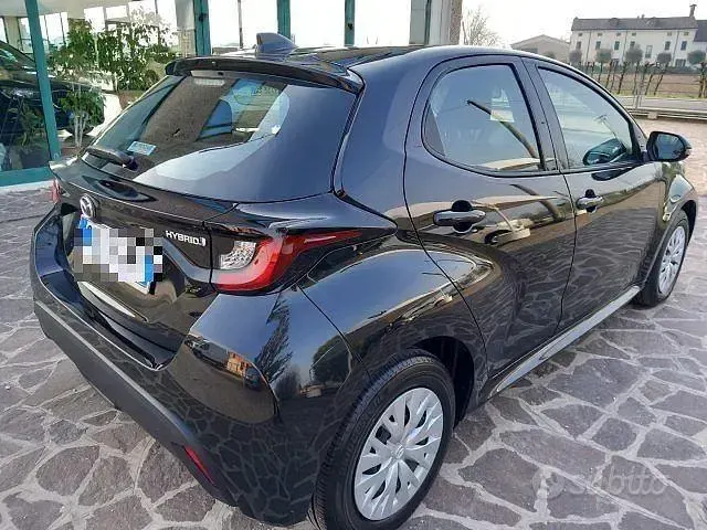 Usata Mazda 2 92 CV (67 kW) 2023 Nero Utilitaria