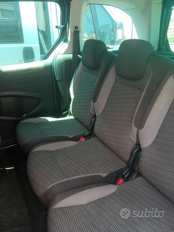 Usata Peugeot Partner 90 CV (66 kW) 2008 Blu Monovolume