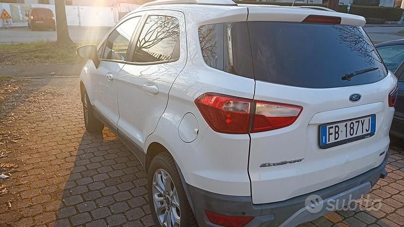 Usata Ford Ecosport 100 CV (73 kW) 2016 Bianco SUV