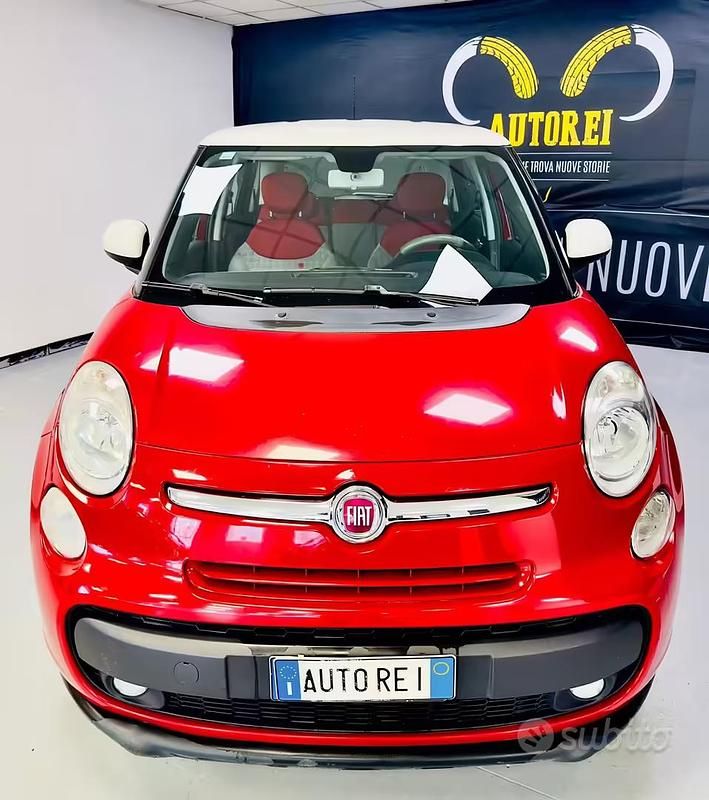 Usata Fiat 500L Living 105 CV (77 kW) 2013 Rosso Monovolume