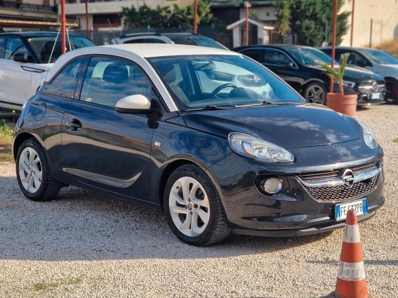 Nero Usata 2016 Opel Adam Unlimited Due volumi | 3999 € (Super prezzo) - Immagine 1/4