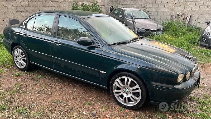 Usata Jaguar X-type 130 CV (95 kW) 2005 Verde Berlina