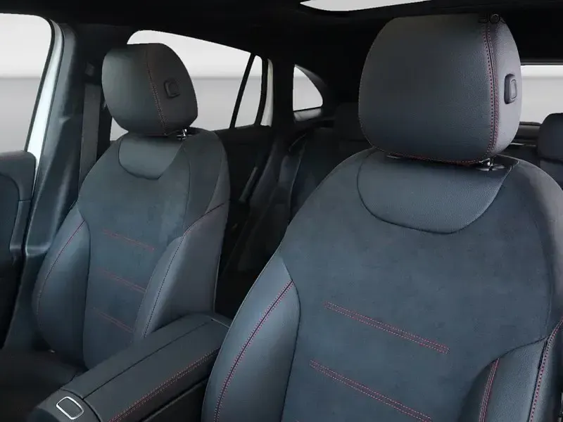 Nuova Mercedes GLA250 AMG line 218 CV (160 kW) 2026 Bianco SUV