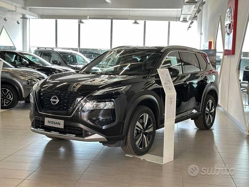 Usata Nissan X-Trail Tekna 213 CV (156 kW) 2025 Nero SUV