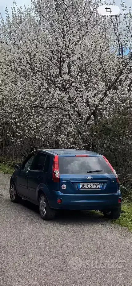 Usata Ford Fiesta 68 CV (50 kW) 2007 Bluazzurro Utilitaria