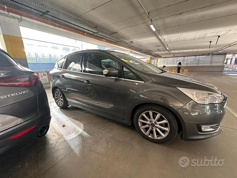 Usata Ford C-MAX Titanium 163 CV (119 kW) 2016 Grigio Monovolume