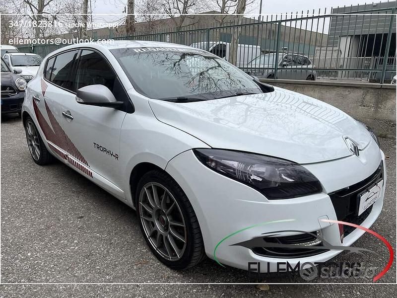 Usata Renault Mégane III 180 CV (132 kW) 2012 Bianco Coupé