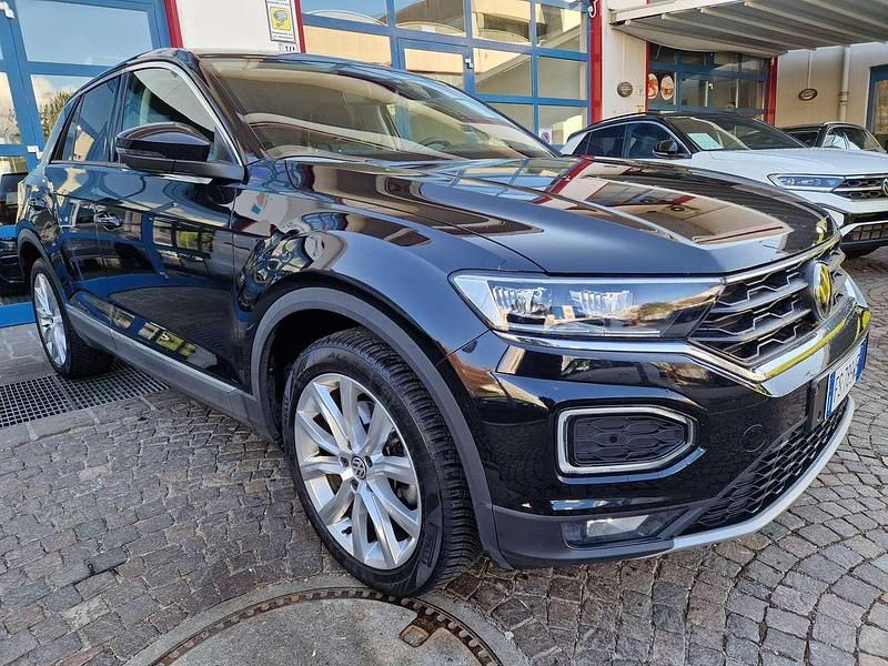 Usata VW T-Roc Sport 150 CV (110 kW) 2019 Deep black perleffekt SUV