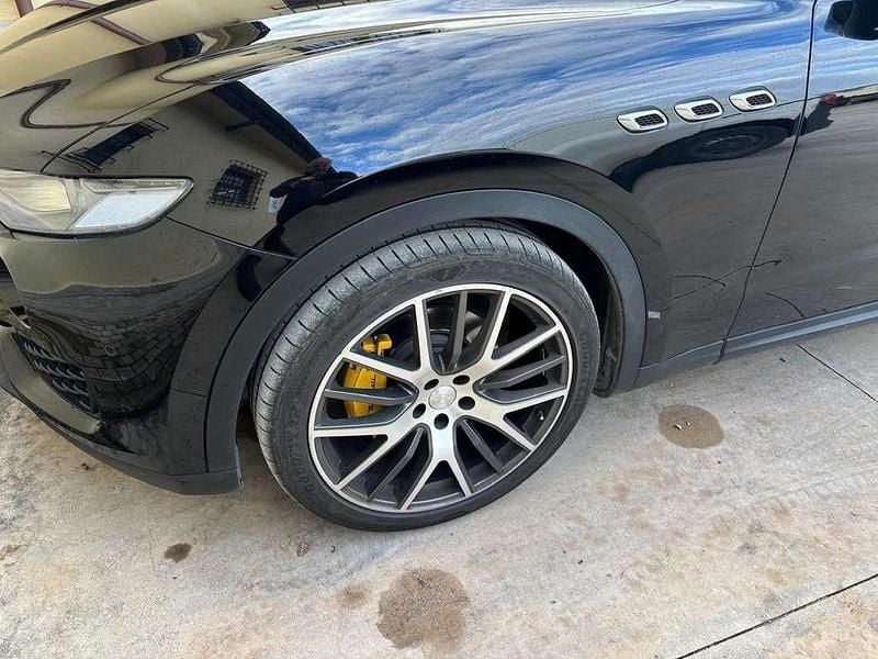 Usata Maserati Levante 250 CV (183 kW) 2016 SUV