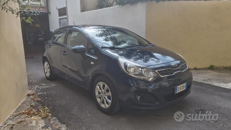 Usata Kia Rio Active 86 CV (63 kW) 2014 Other Berlina